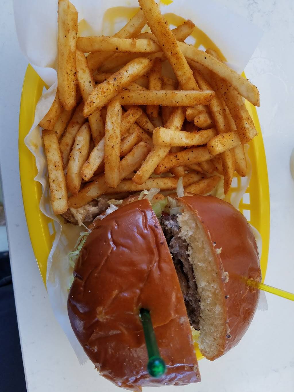 Prime Daiquiri | restaurant | 8150 Southwest Fwy F, Houston, TX 77074, USA | 8329040014 OR +1 832-904-0014