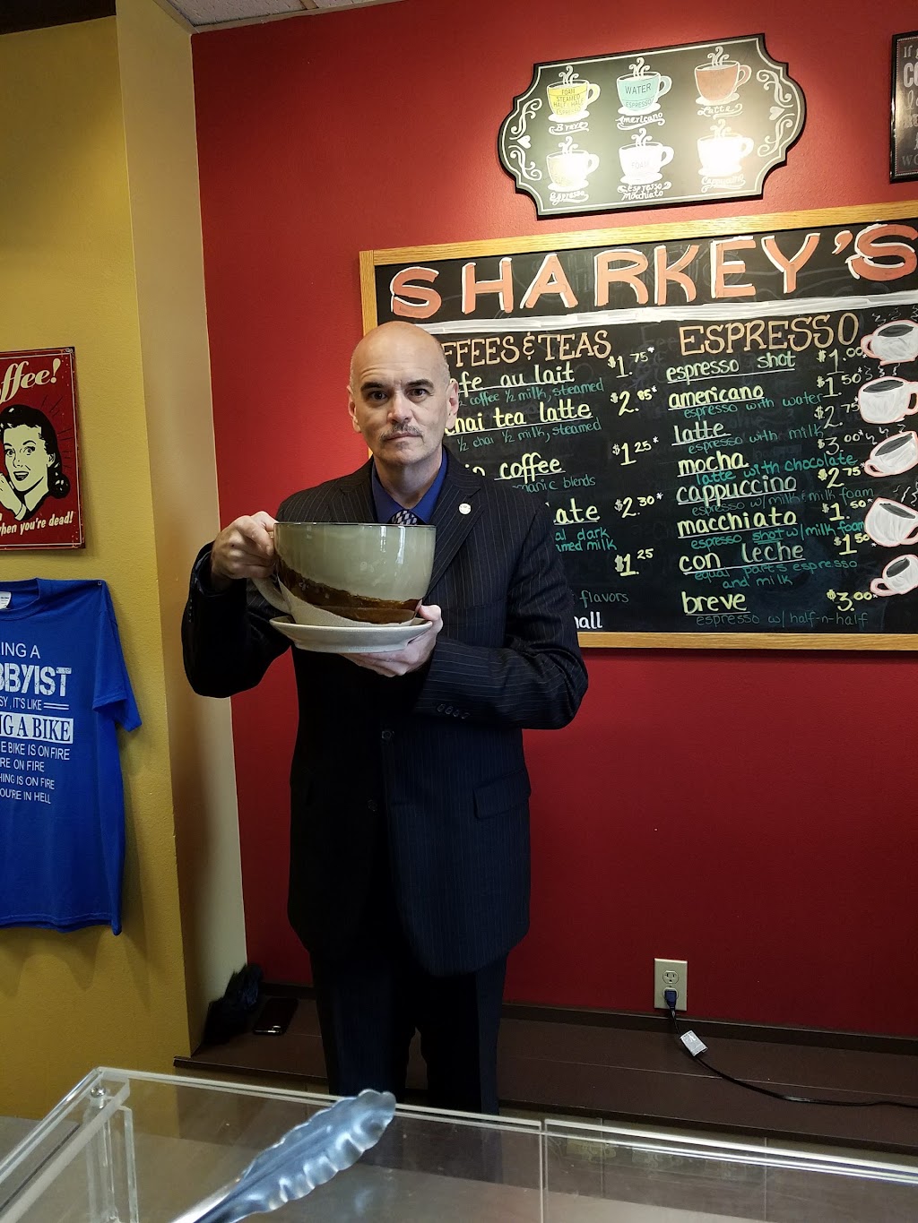 Sharkeys Capital Cafe | cafe | 400 S Monroe St, Tallahassee, FL 32399, USA | 8502220092 OR +1 850-222-0092