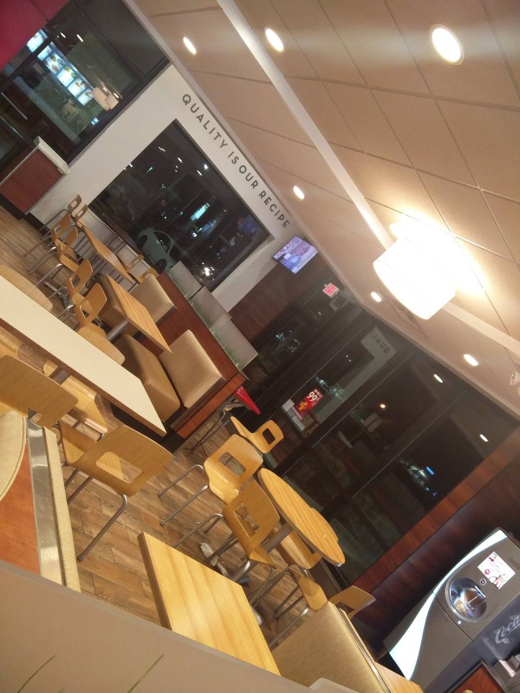 Wendys | restaurant | 13928 Bartram Run Dr, Jacksonville, FL 32258, USA | 9045183365 OR +1 904-518-3365