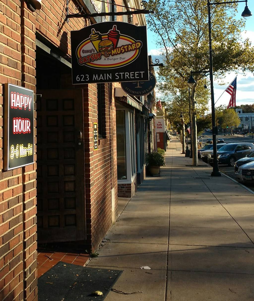 Coreys Catsup & Mustard | restaurant | 623 Main St, Manchester, CT 06040, USA | 8604327755 OR +1 860-432-7755
