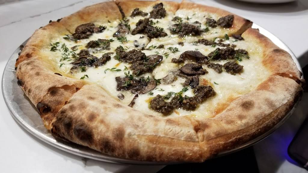 Wooden Paddle | restaurant | 212 Stephen St, Lemont, IL 60439, USA | 6303268150 OR +1 630-326-8150