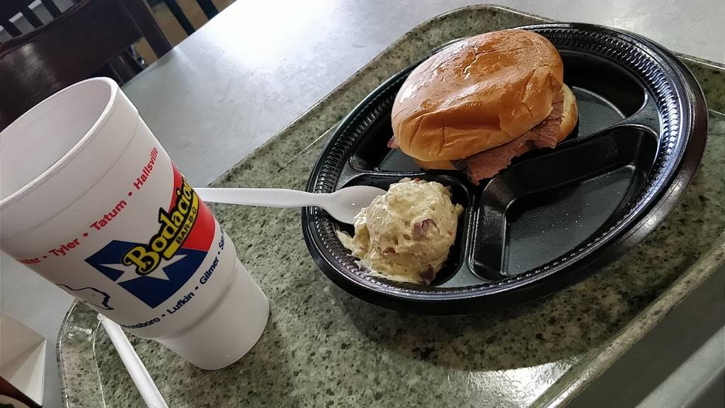 Bodacious BBQ | restaurant | 4030 Frankston Hwy, Tyler, TX 75701, USA | 9035259844 OR +1 903-525-9844