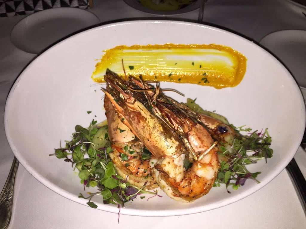 Giannis At The Former Versace Mansion | restaurant | 1116 Ocean Dr, Miami Beach, FL 33139, USA | 7864852200 OR +1 786-485-2200