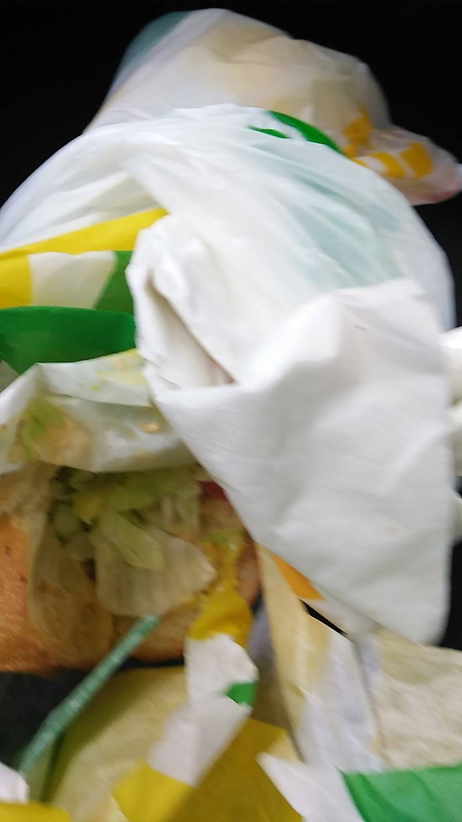 Subway | restaurant | 2900 Warden Ave #100, Scarborough, ON M1W 2S5, Canada | 4164969875 OR +1 416-496-9875