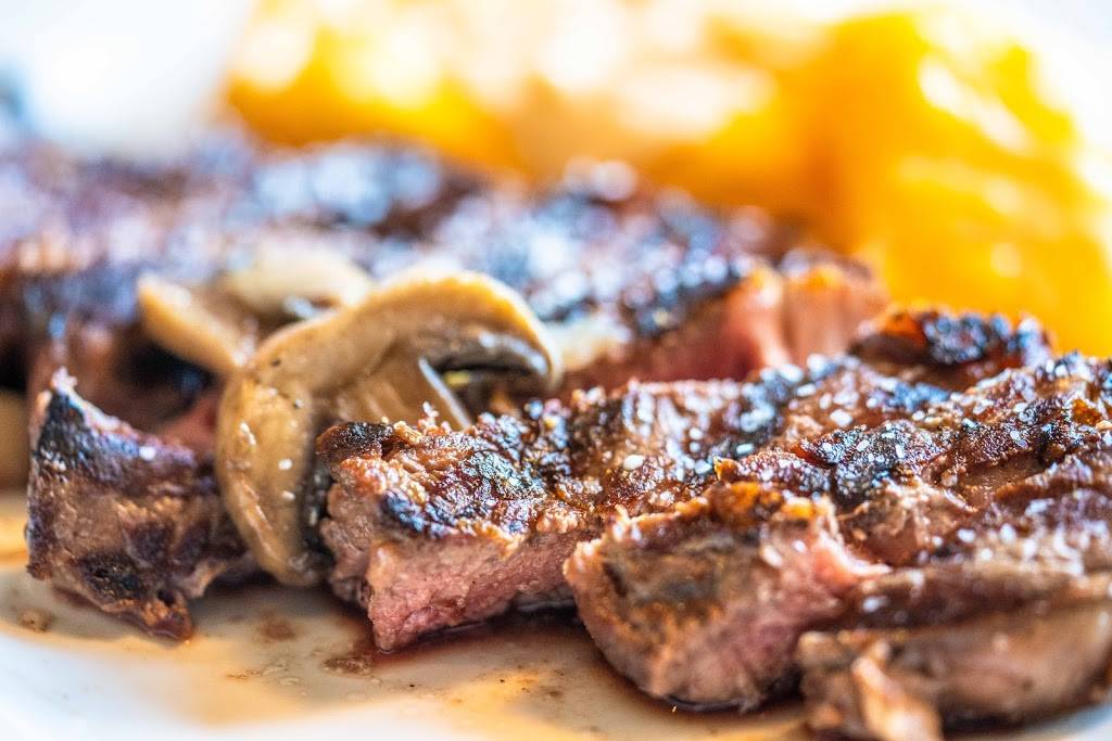 Christies Seafood & Steaks | restaurant | 6029 Westheimer Rd, Houston, TX 77057, USA | 7139786563 OR +1 713-978-6563