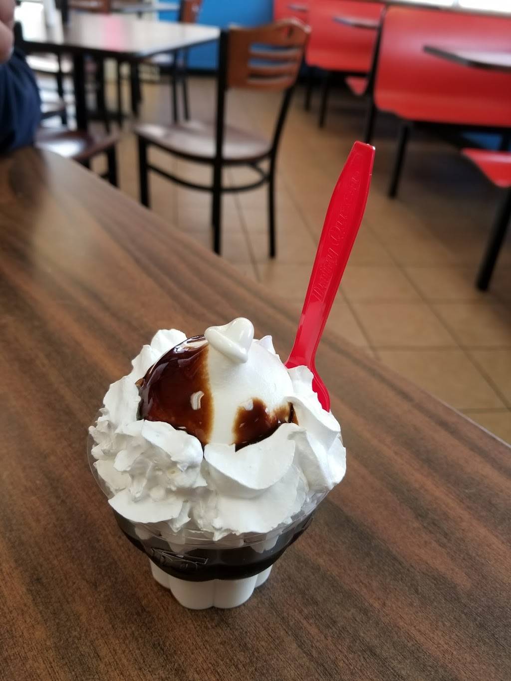 Dairy Queen Store | restaurant | 2050 Montgomery St, Fort Worth, TX 76107, USA | 8177323451 OR +1 817-732-3451