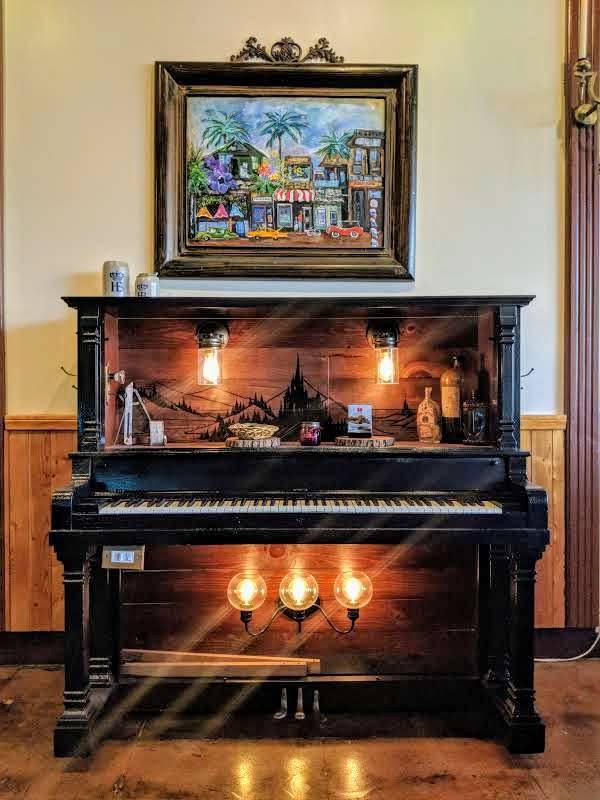 H Brothers | restaurant | 212 E Grand Ave, Escondido, CA 92025, USA | 4429995542 OR +1 442-999-5542