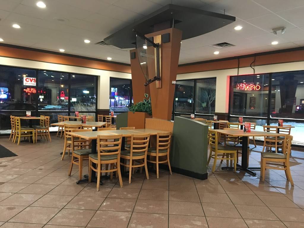 Boston Market | restaurant | 3555 West Rd, Trenton, MI 48183, USA | 7346928300 OR +1 734-692-8300