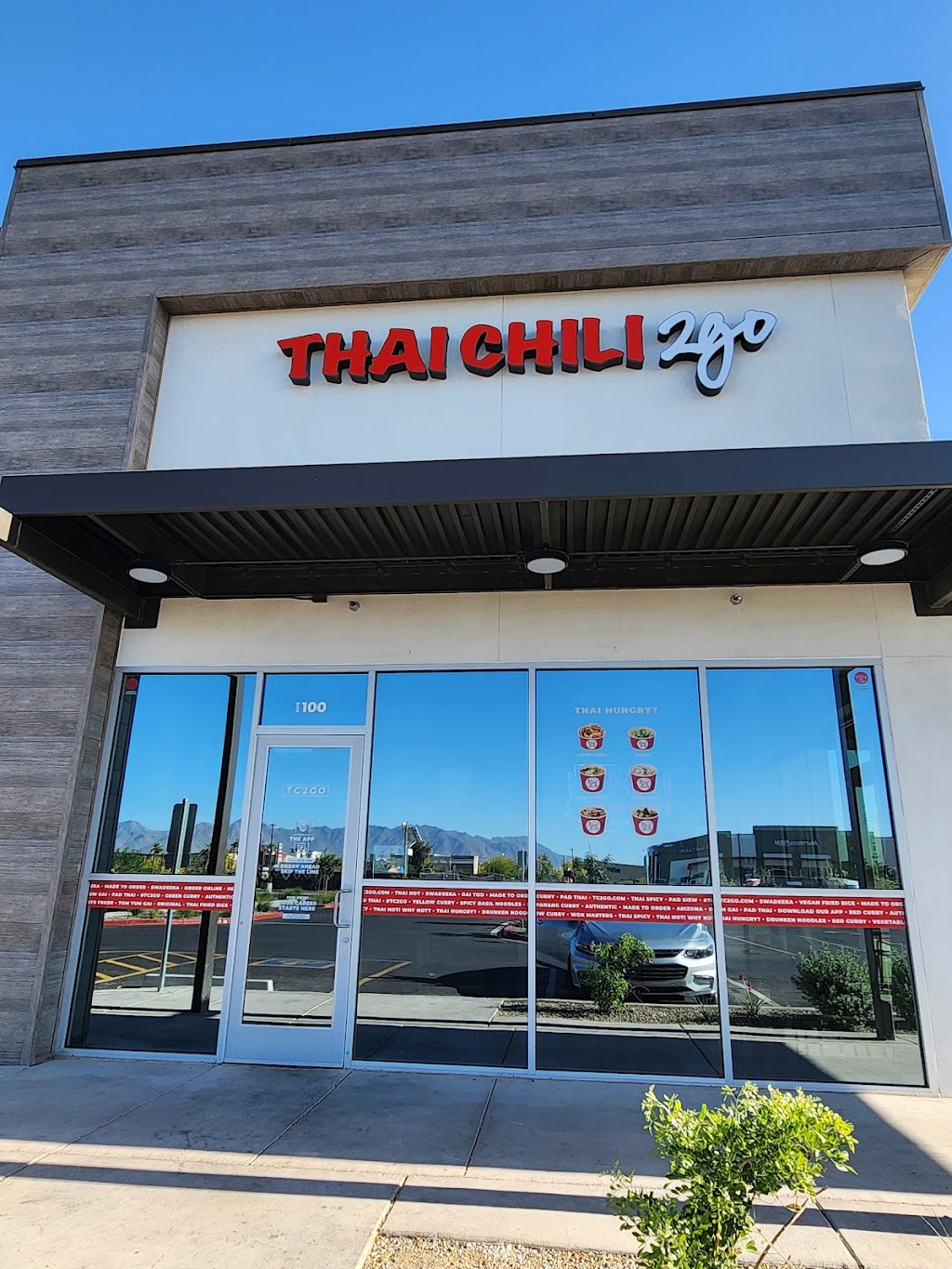Thai Chili 2go | restaurant | 7450 S 59th Ave ste 100, Phoenix, AZ 85339, USA | 6232802423 OR +1 623-280-2423