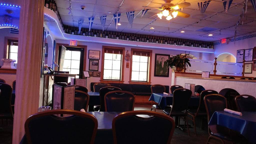 Tassos Greek Restaurant | restaurant | 8411 Wornall Rd, Kansas City, MO 64114, USA | 8163634776 OR +1 816-363-4776