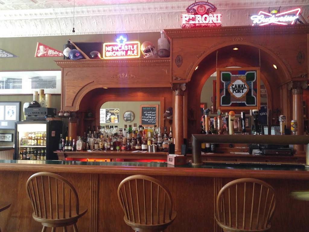 Canal Port | restaurant | 148 Mill St, North Utica, IL 61373, USA | 8156673010 OR +1 815-667-3010