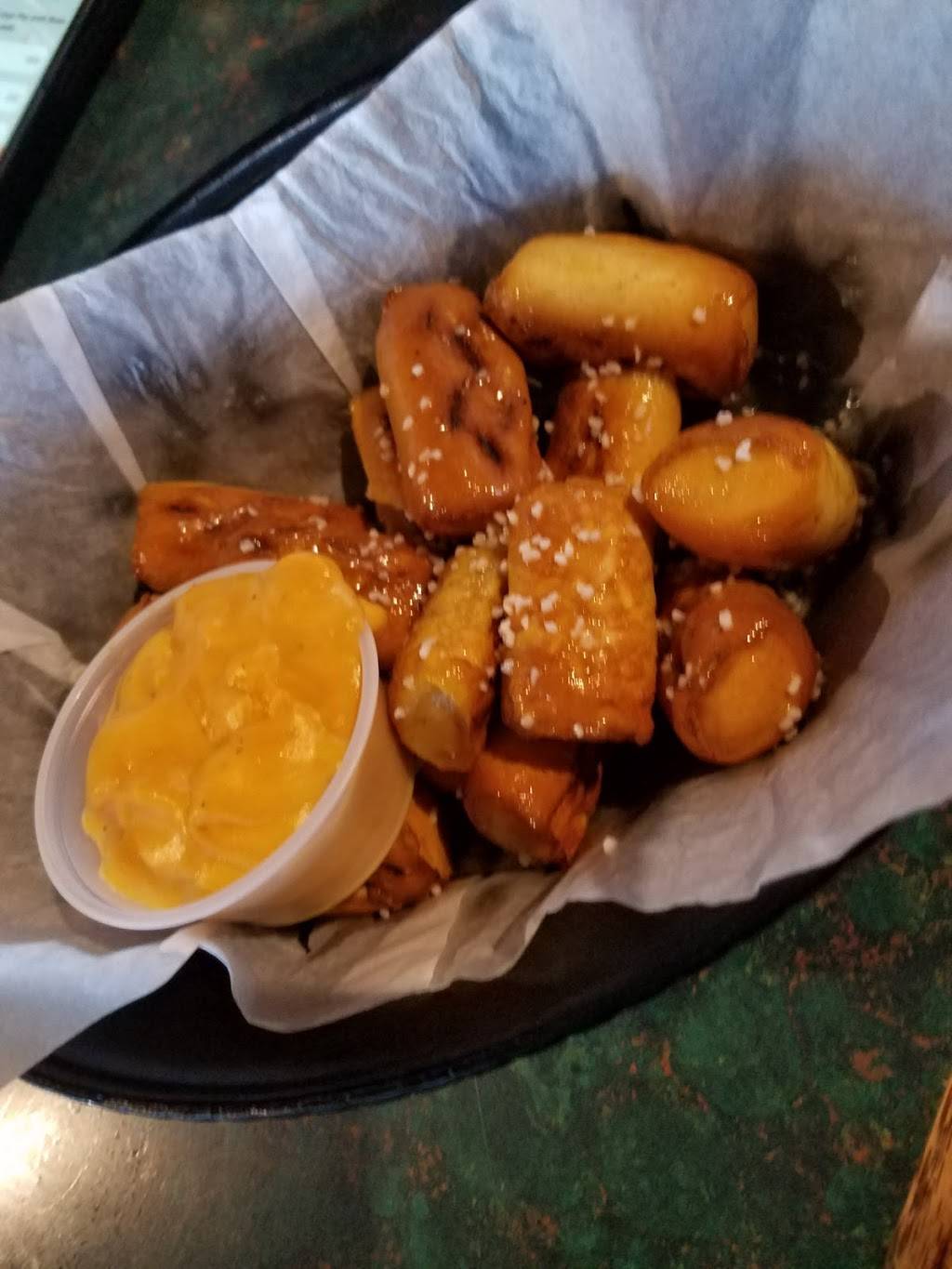 Third Base Brewery | restaurant | 500 Blairs Ferry Rd NE #2, Cedar Rapids, IA 52402, USA | 3193789090 OR +1 319-378-9090