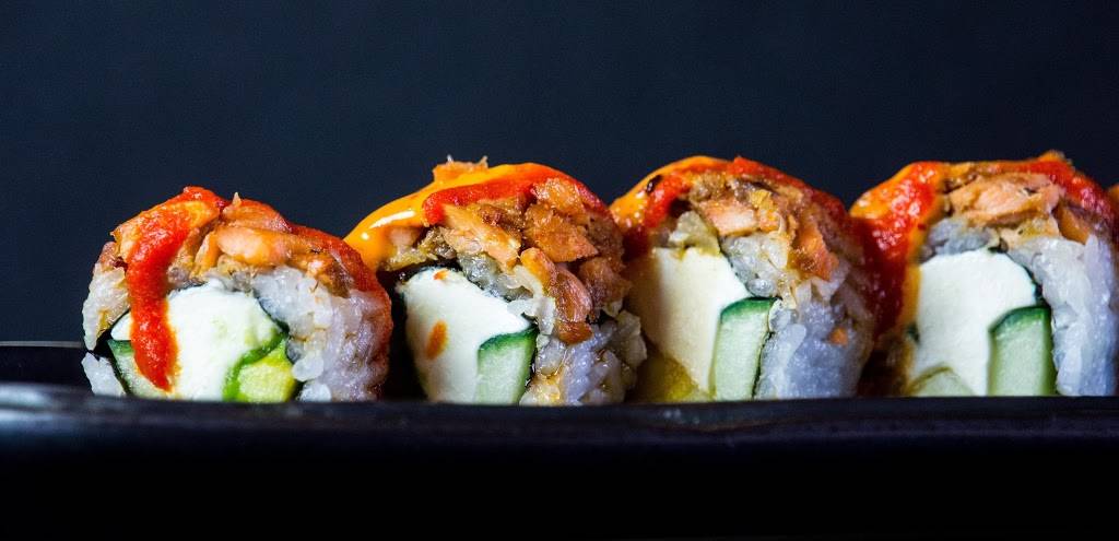 Sushi Mango | restaurant | 9579 S University Blvd #150, Highlands Ranch, CO 80126, USA | 7203480773 OR +1 720-348-0773