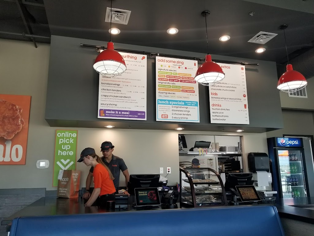 Hoots wings allies of Ray Braswell High School | restaurant | 26742 US-380, Aubrey, TX 76227, USA | 2145563479 OR +1 214-556-3479