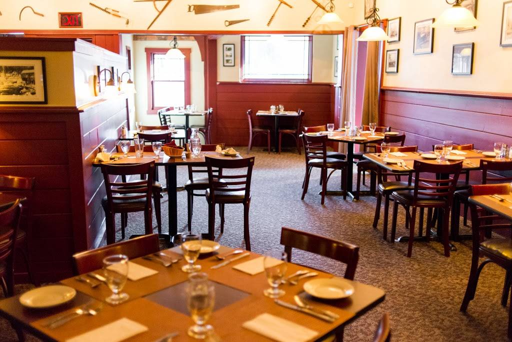 Comfort Kitchen & Bar | restaurant | 9678, 4 Main St, Huntington, MA 01050, USA | 4132073011 OR +1 413-207-3011
