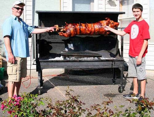 Tims BBQ & Roasting Catering | restaurant | 430 SE 33rd Ave, Portland, OR 97214, USA | 5037401945 OR +1 503-740-1945