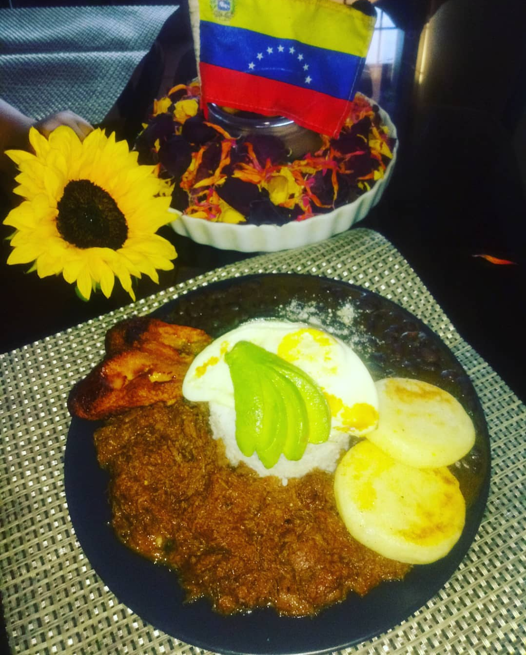 Toston & Melao | restaurant | 508 S Olive, Mesa, AZ 85204, USA | 4802171913 OR +1 480-217-1913