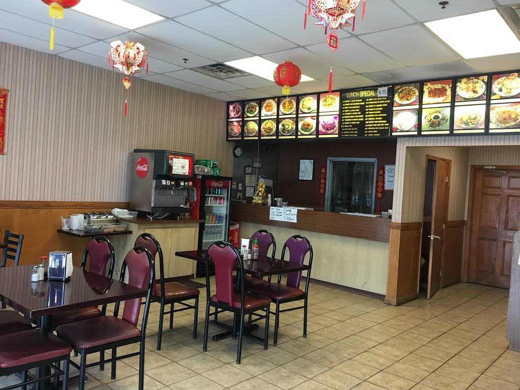 Double Dragon | restaurant | 4622 Hendrik Dr, Louisville, KY 40299, USA | 5024939939 OR +1 502-493-9939