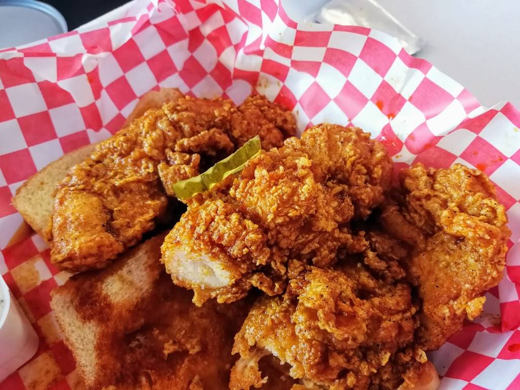 Helens Hot Chicken | restaurant | 1801 Jefferson St #101, Nashville, TN 37208, USA | 6159647331 OR +1 615-964-7331