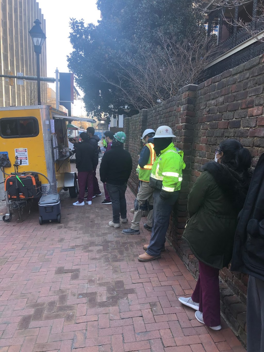 Ay Caramba Yellow Cart | restaurant | 204 E Grace St Suite B, Richmond, VA 23219, USA | 8042258340 OR +1 804-225-8340