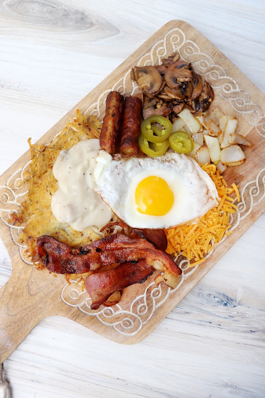 Peach Pit Bistro @ Amadio Ranch | restaurant | 4701 W Dobbins Rd, Laveen Village, AZ 85339, USA | 6022064448 OR +1 602-206-4448