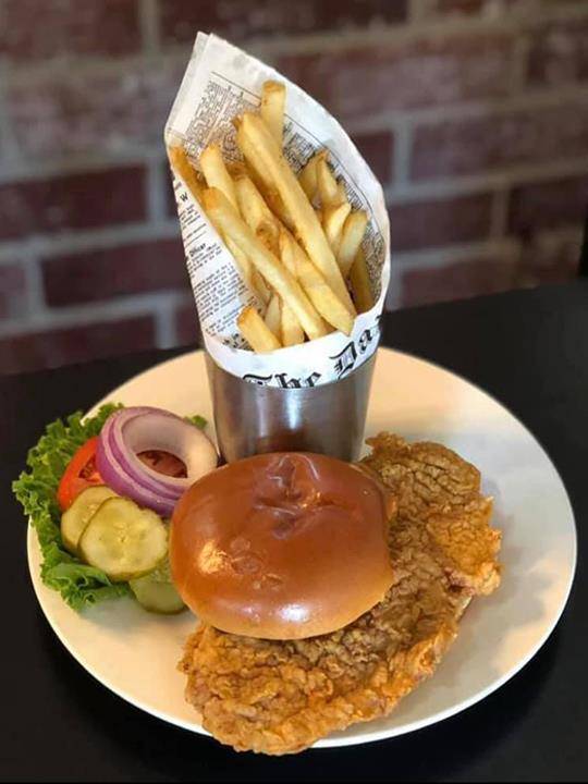 The Landmark Bistro | restaurant | 725 G Ave, Grundy Center, IA 50638, USA | 3198254950 OR +1 319-825-4950