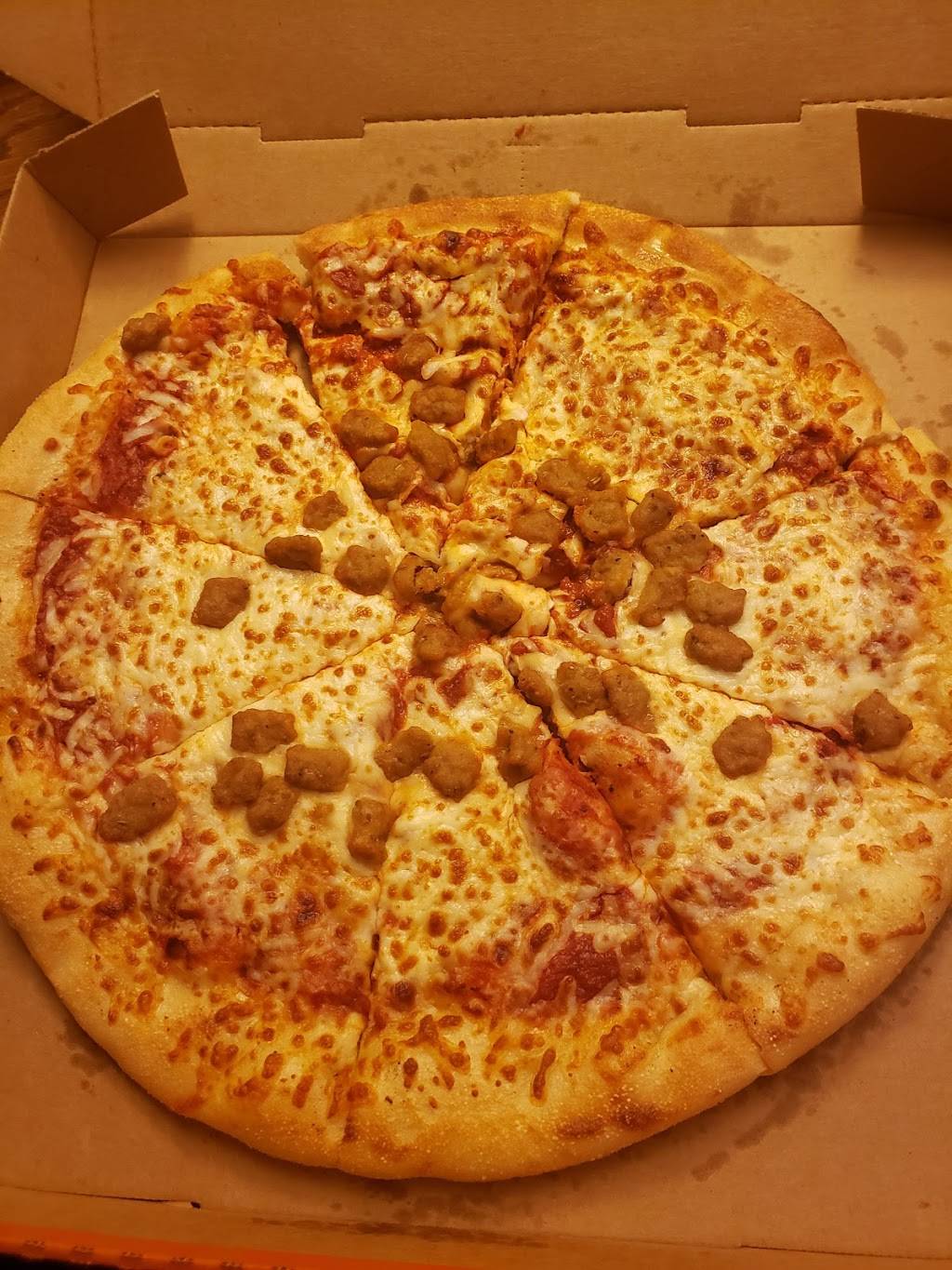 Little Caesars Pizza | meal takeaway | 4208 W Greenfield Ave, West Milwaukee, WI 53215, USA | 4143840444 OR +1 414-384-0444