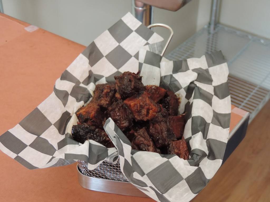 Donnies Barbecue, LLC | restaurant | 2129 General Booth Blvd UNIT 115, Virginia Beach, VA 23454, USA | 7577529178 OR +1 757-752-9178