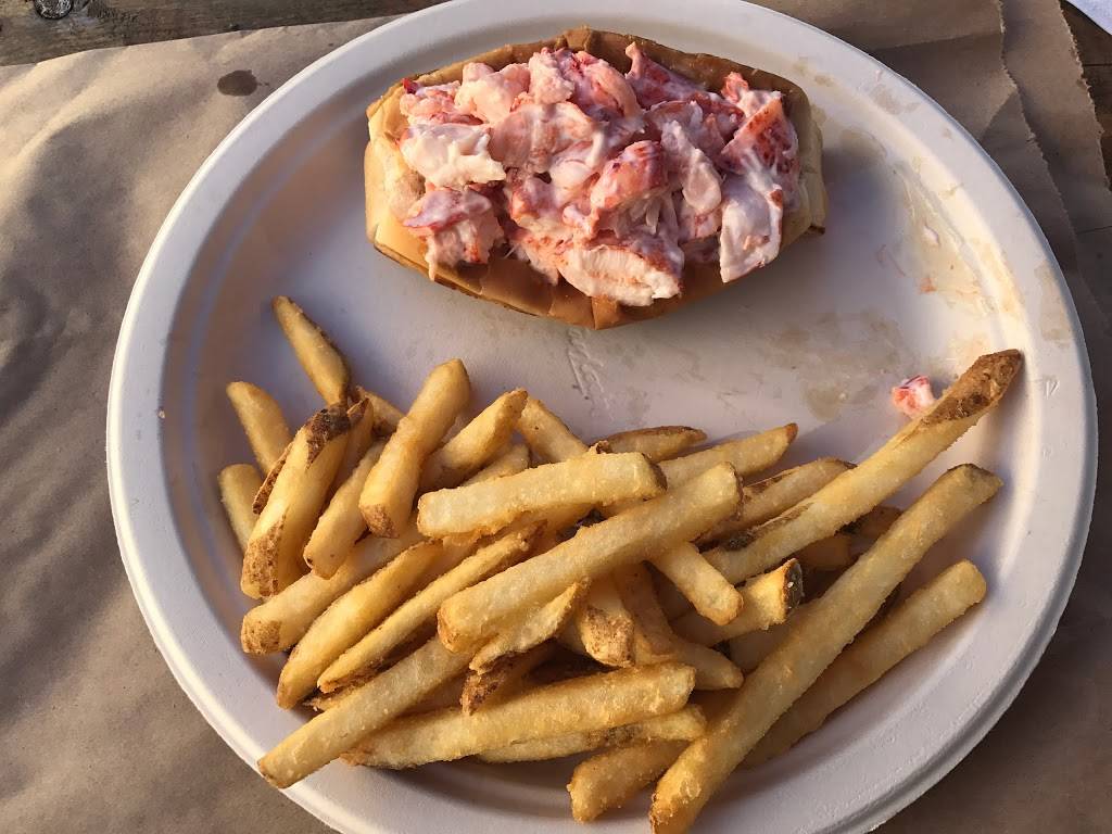 Livingstones Seafood and Deli | restaurant | 265 Boston Rd, North Billerica, MA 01862, USA | 9783621247 OR +1 978-362-1247