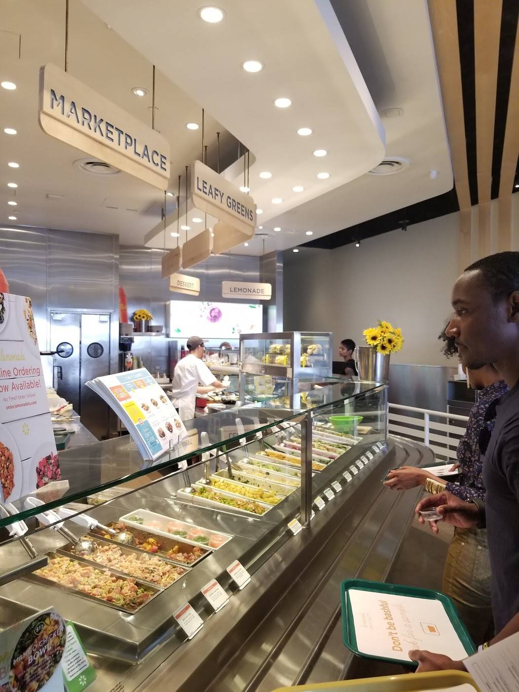 Lemonade | restaurant | 161 Caruso Ave, Glendale, CA 91210, USA | 8188603777 OR +1 818-860-3777