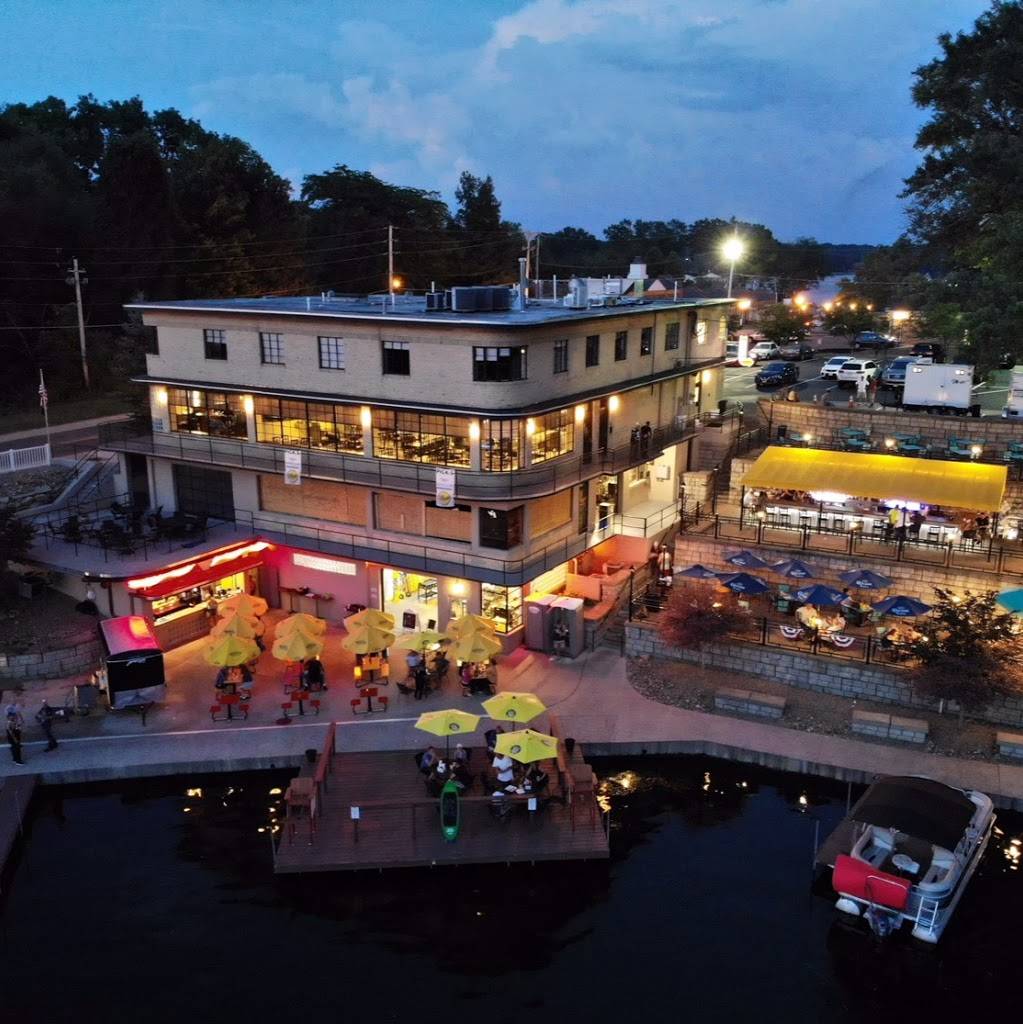 Table 530 at PICKS At PLX | restaurant | 530 Portage Lakes Drive, Akron, OH 44319, USA | 3307945157 OR +1 330-794-5157