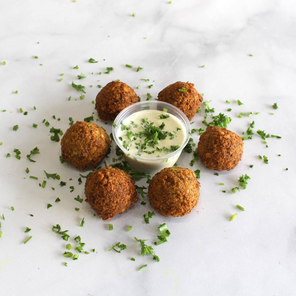 Zaytoon Mediterranean Grill | restaurant | 5450 Westpointe Plaza Drive, Columbus, OH 43228, USA | 6143634131 OR +1 614-363-4131