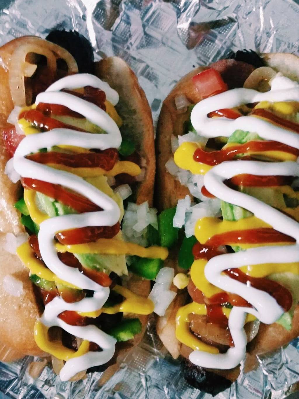 Santis Tacos | restaurant | 201 S L B J Dr, San Marcos, TX 78666, USA | 5126676997 OR +1 512-667-6997