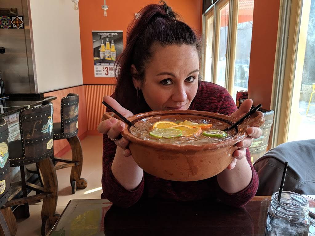 La Hacienda Street Food &Tequila | restaurant | 9200 Stony Point Pkwy #146, Richmond, VA 23235, USA | 8047672917 OR +1 804-767-2917