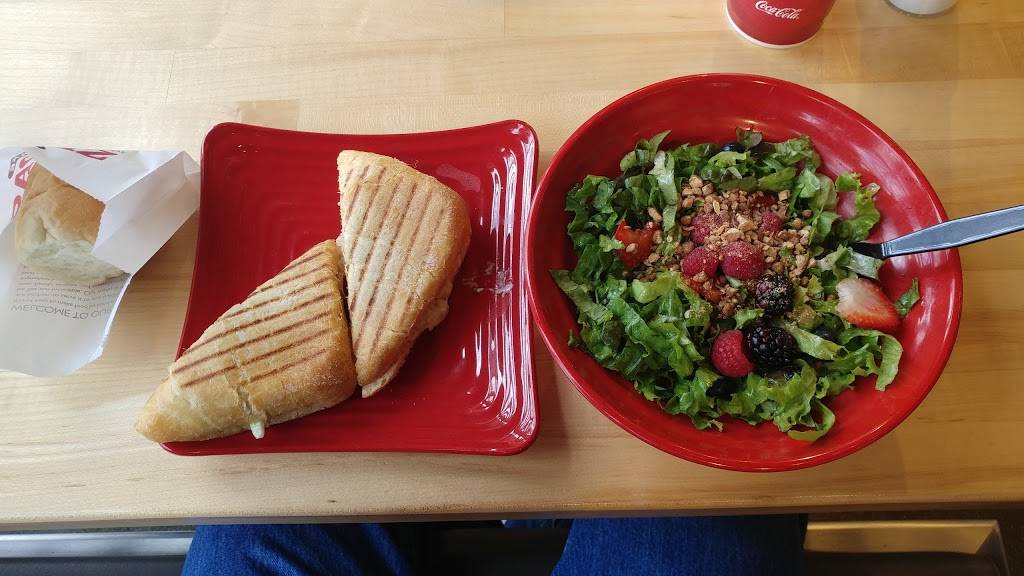 Café Zupas | meal takeaway | 3340 Central Park Commons Dr, Eagan, MN 55121, USA | 7634121514 OR +1 763-412-1514