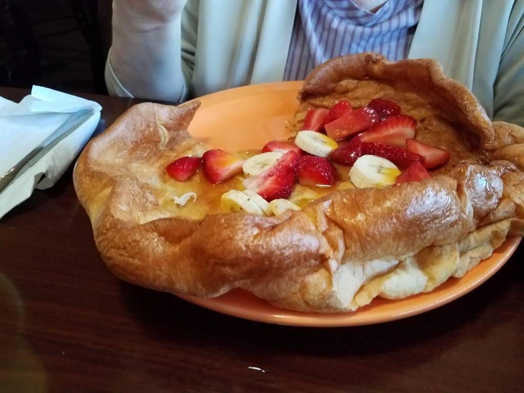 Village Inn | bakery | 10650 SW Beaverton Hillsdale Hwy, Beaverton, OR 97005, USA | 5036448848 OR +1 503-644-8848