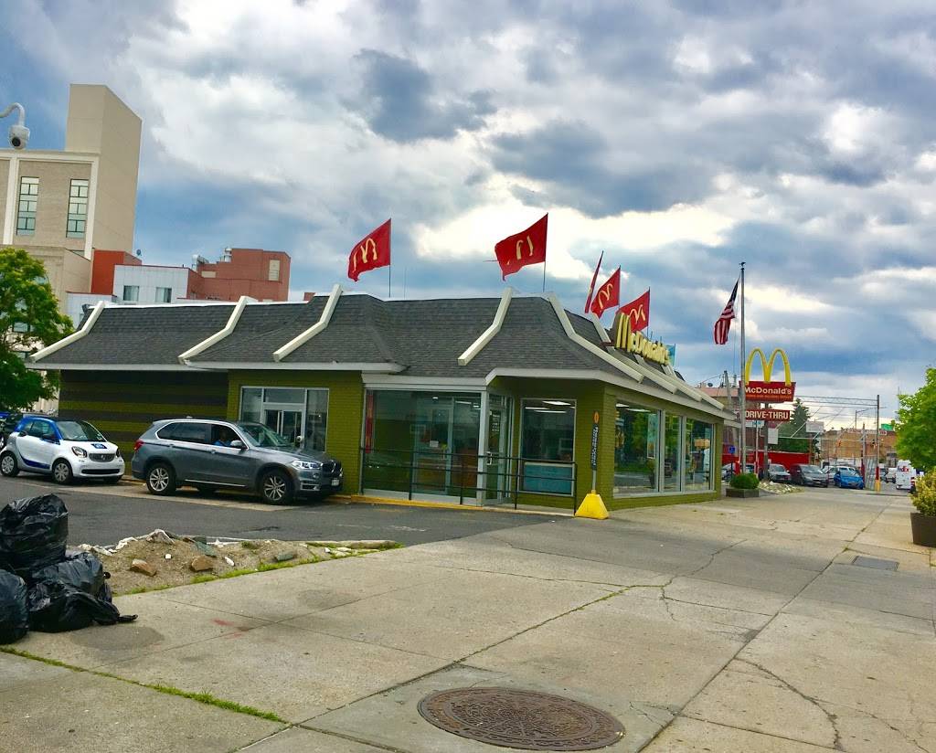 McDonalds | cafe | 3525 Fort Hamilton Pkwy, Brooklyn, NY 11218, USA | 7182850617 OR +1 718-285-0617