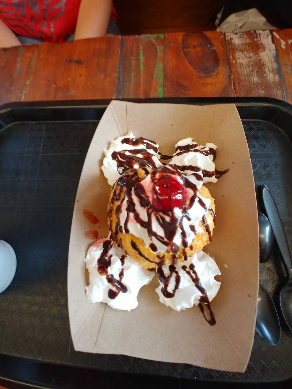 Hole Mole | restaurant | 1327 E 4th St, Long Beach, CA 90802, USA | 5624370878 OR +1 562-437-0878