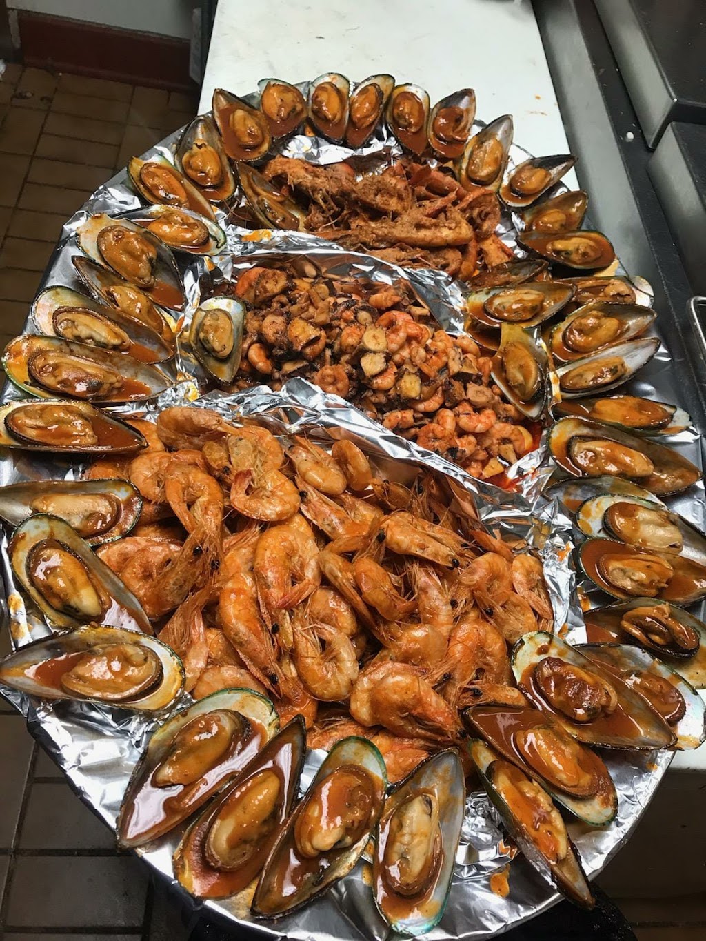 Mayas Nayarit Restaurant | restaurant | 4318 W Fullerton Ave, Chicago, IL 60639, USA | 7737998087 OR +1 773-799-8087