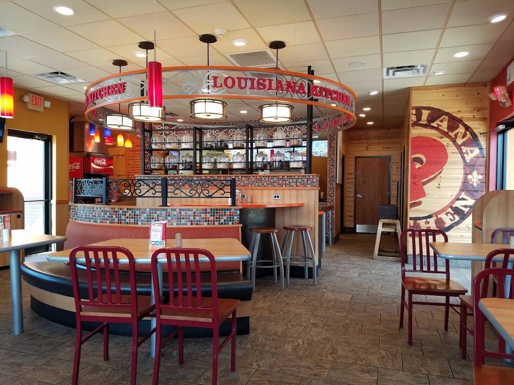 Popeyes Louisiana Kitchen | restaurant | 2450 McFarland Blvd, Northport, AL 35476, USA | 2053302660 OR +1 205-330-2660
