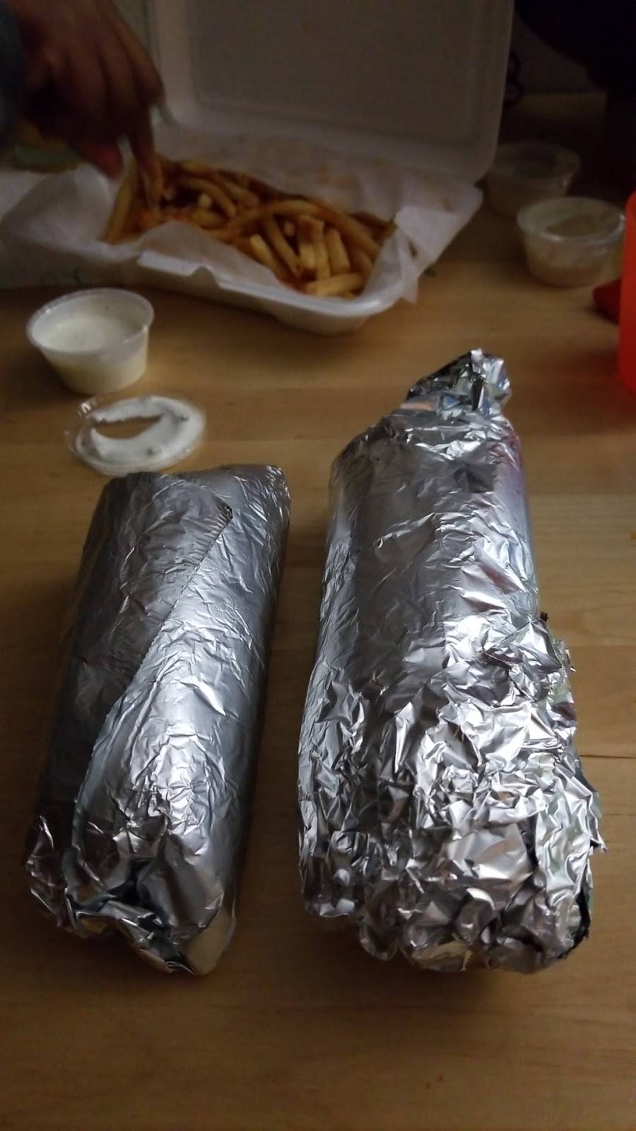 Gyro Stop | restaurant | 239-17 Braddock Ave, Jamaica, NY 11426, USA | 7184134271 OR +1 718-413-4271