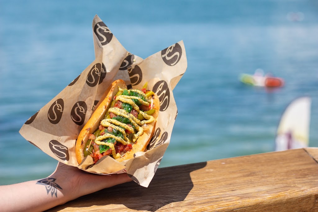 Tessies Beach Bites | meal takeaway | 1004 Lakeview Ave, South Lake Tahoe, CA 96150, USA | 7143905294 OR +1 714-390-5294