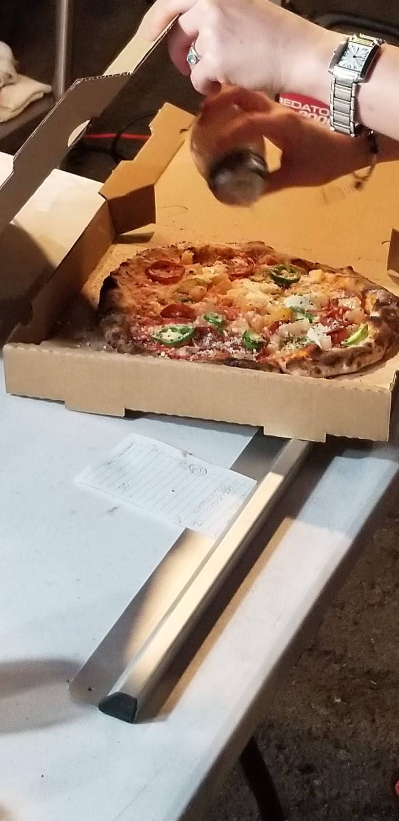 Elios Wood Fire Pizza | meal takeaway | 2517 Sunset Blvd, Los Angeles, CA 90026, USA | 3235369045 OR +1 323-536-9045