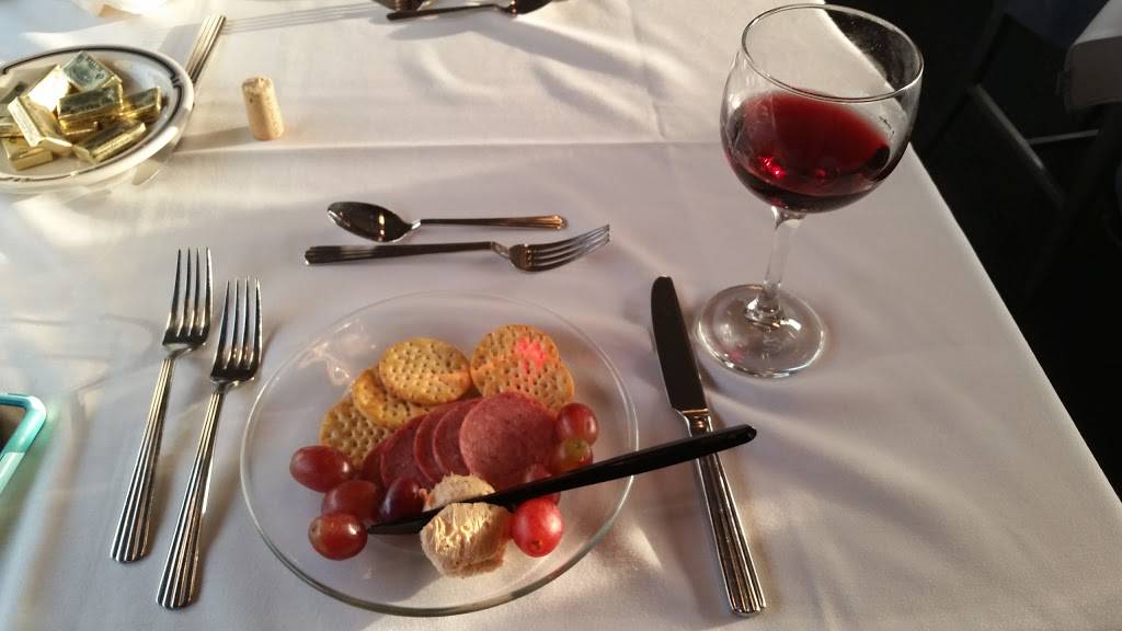 Cincinnati Dinner Train | restaurant | 2172 E Seymour Ave, Cincinnati, OH 45237, USA | 5137917245 OR +1 513-791-7245