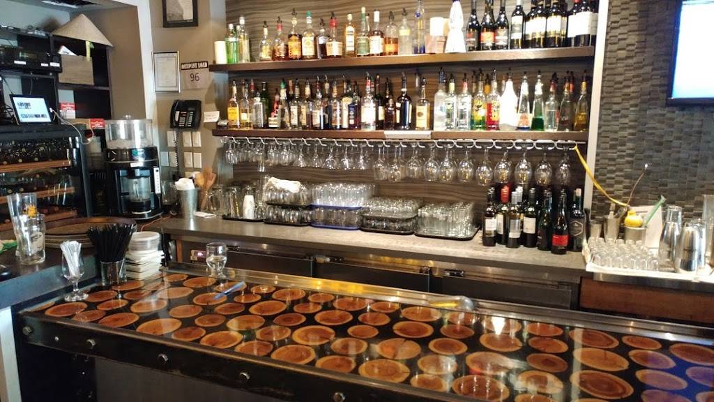 Shore Grill And Grotto | restaurant | 71 Lakeshore Rd E, Mississauga, ON L5G 1C9, Canada | 9052719777 OR +1 905-271-9777