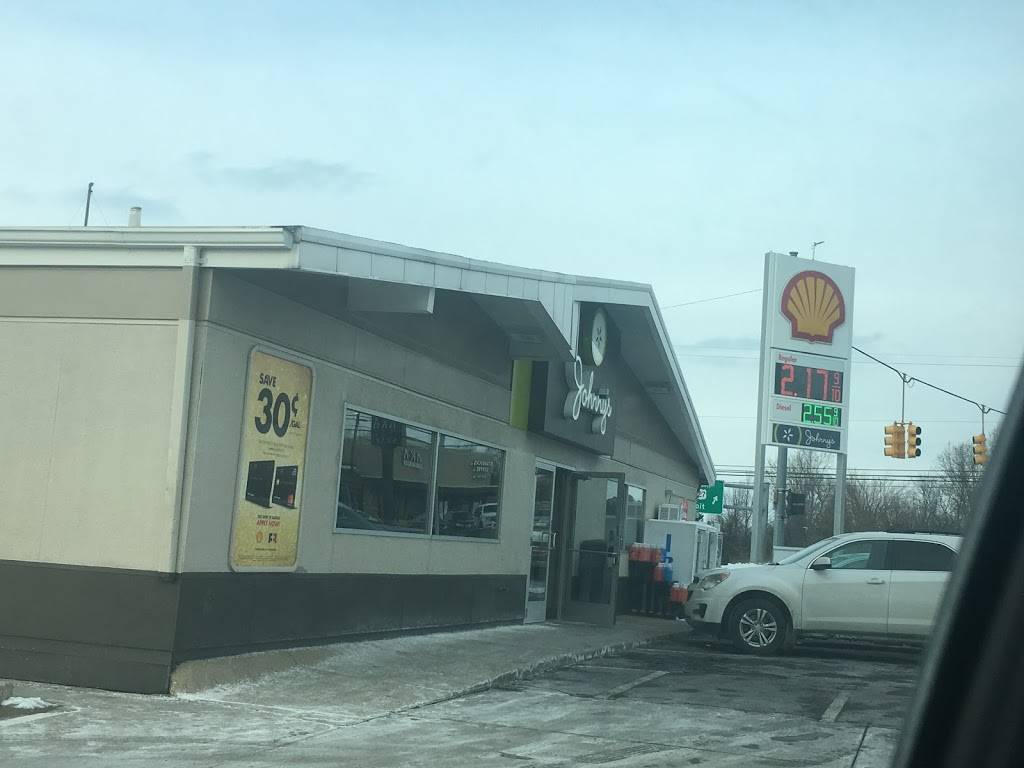 Johnnys Markets | meal takeaway | 1780 Clinton Rd, Jackson, MI 49202, USA | 5177969123 OR +1 517-796-9123