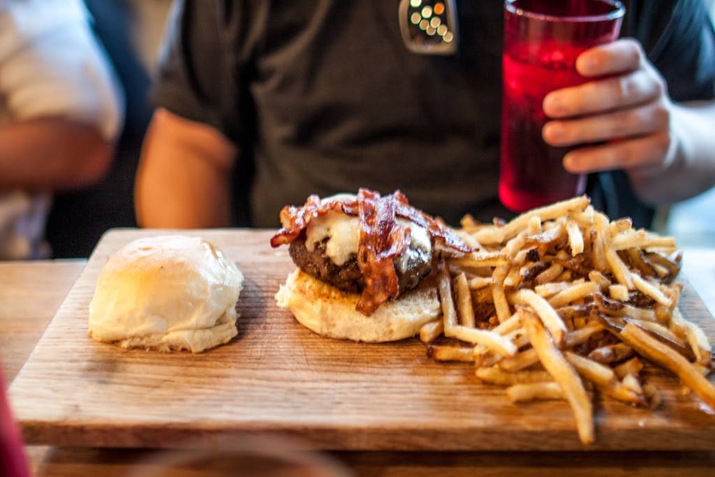 Game | restaurant | 2295 Lexington Rd, Louisville, KY 40206, USA | 5026181712 OR +1 502-618-1712