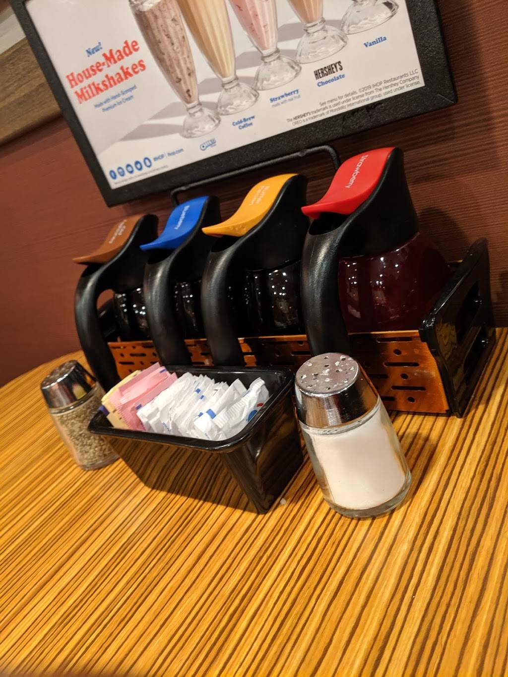 IHOP | restaurant | 755 Granite St, Braintree, MA 02184, USA | 7815194391 OR +1 781-519-4391