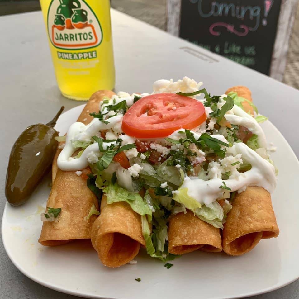 Un Mundo De Sabor | restaurant | 6739 S Congress Ave, Austin, TX 78745, USA | 7372066861 OR +1 737-206-6861