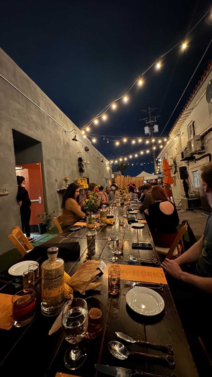 Vegas Test Kitchen | restaurant | 1020 E Fremont St #120, Las Vegas, NV 89101, USA | 7252512090 OR +1 725-251-2090